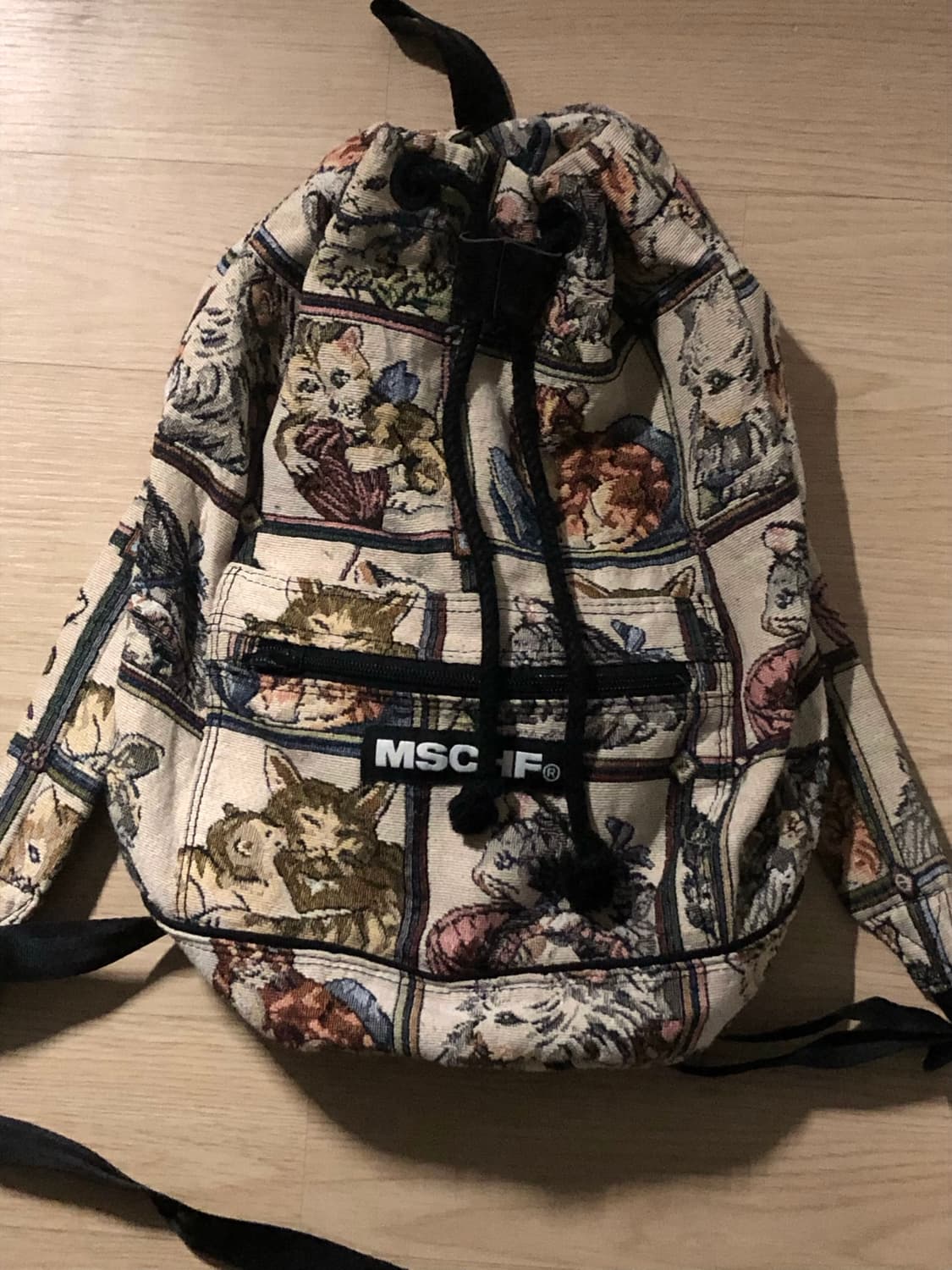 미스치프 캣드로우 백팩 상품이미지1