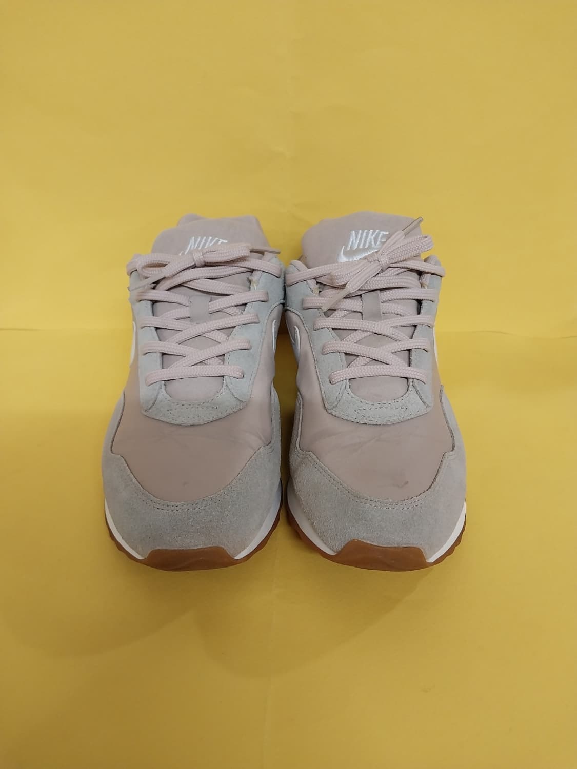 여성 나이키 아웃버스트 파티클 베이지 운동화 (245) 상품이미지2