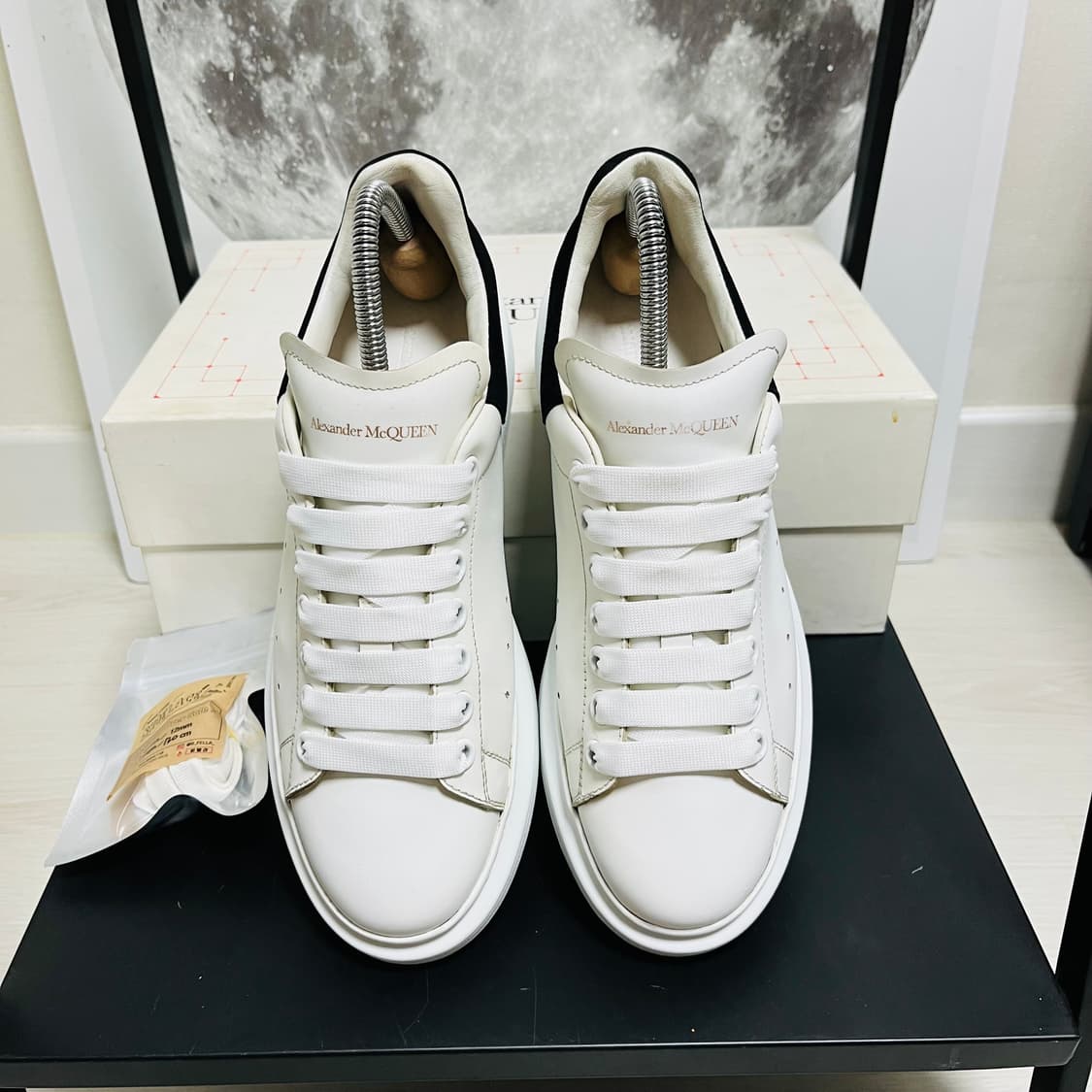 정품 40) 알렉산더 맥퀸 오버솔 스니커즈 255~260 상품이미지3