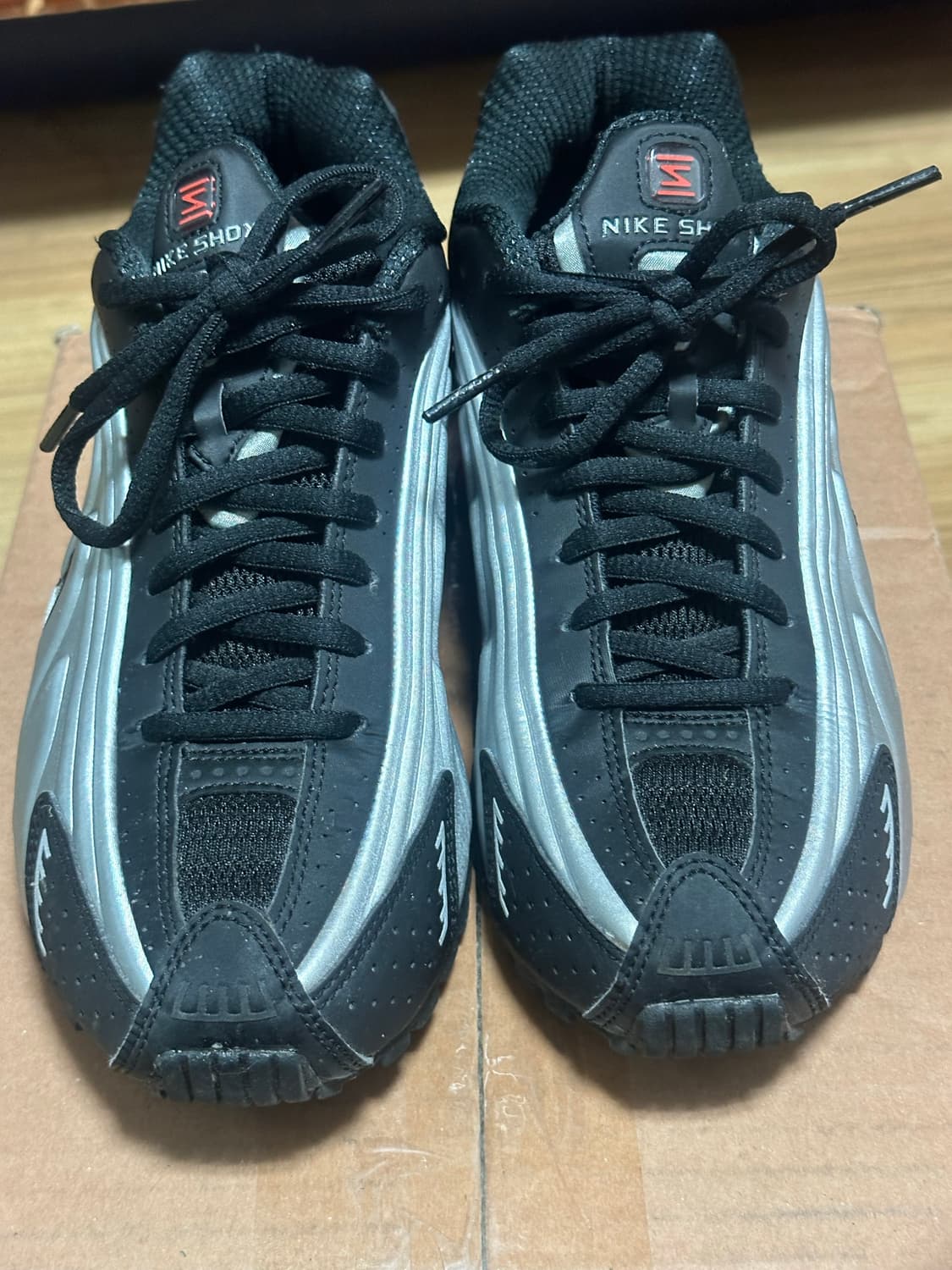 나이키 샥스 240 상품이미지2