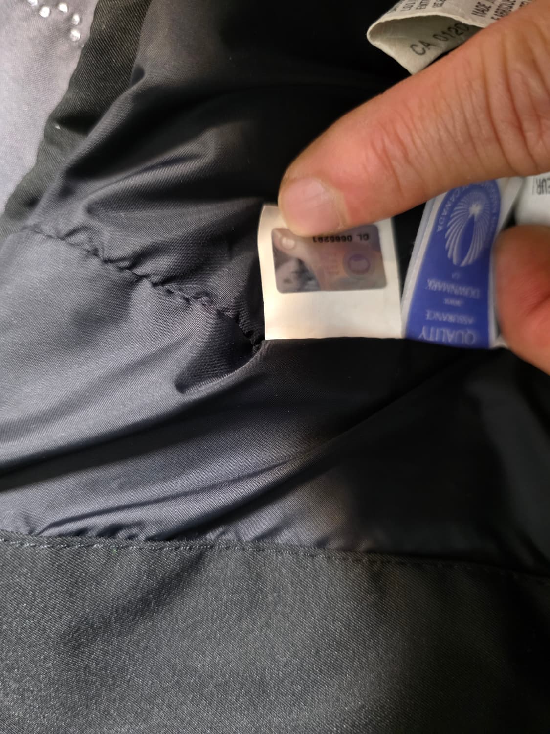 캐나다구스 패딩조끼 블랙라벨 S (44~55) 판/교환  상품이미지4