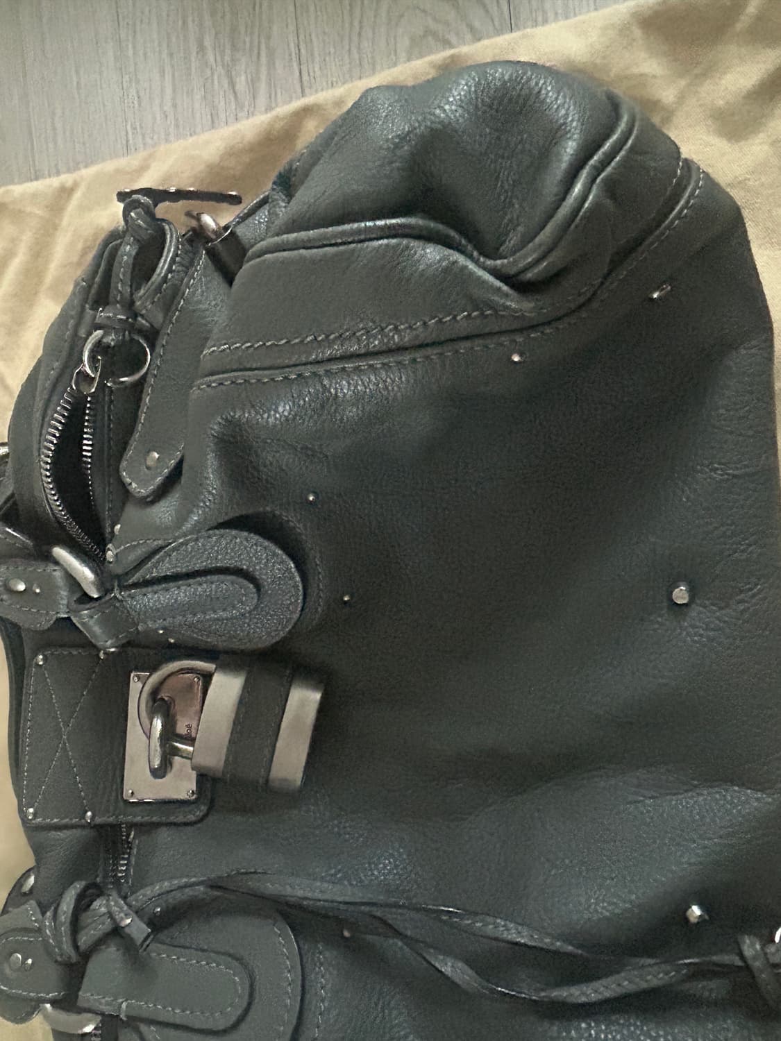 끌로에 빈티지 패딩턴백 카키그레이 라지사이즈 상품이미지7