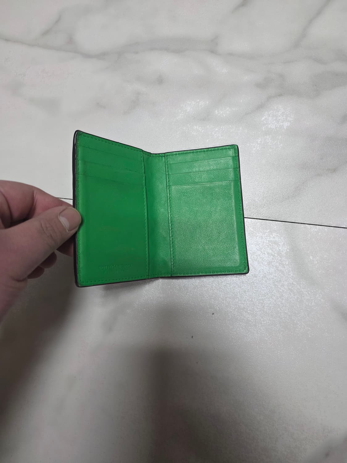 보테가 베네타 인트레치아토 카드지갑  상품이미지2