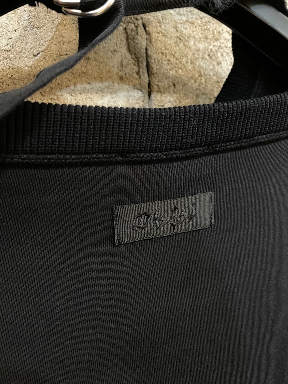 디젤 오프 숄더 크롭 맨투맨  상품이미지6