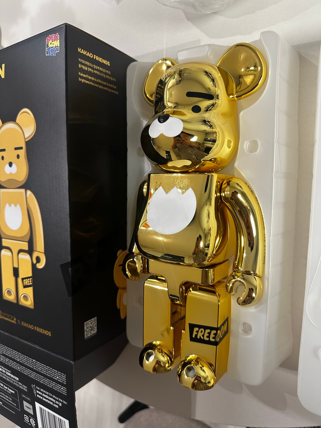 베어브릭 카카오프렌즈 라이언 400% 새상품 팝니다. 상품이미지3