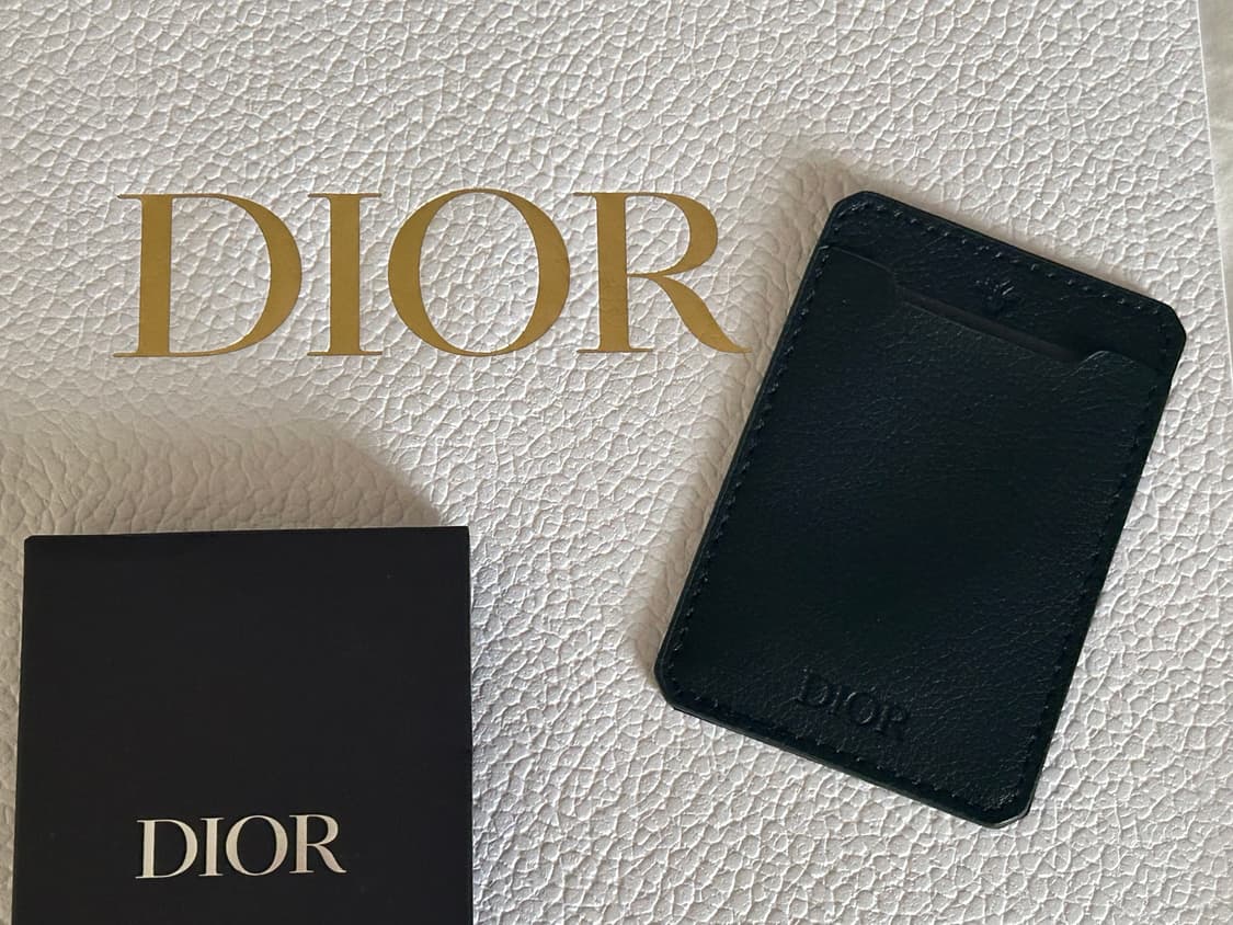 [새상품,정품] 디올 dior 폰 카드홀더, 남녀공용 가능 상품이미지1
