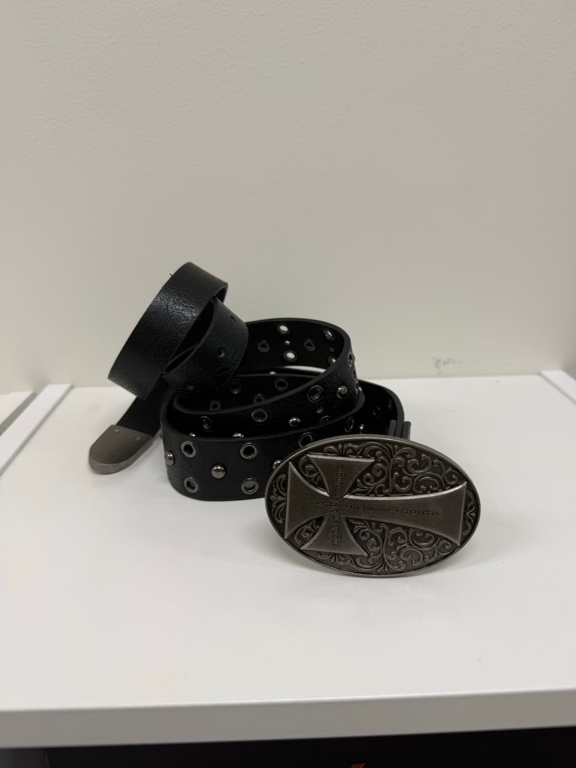 Cross Studded Eyelet Elephant Leather Be 상품이미지2