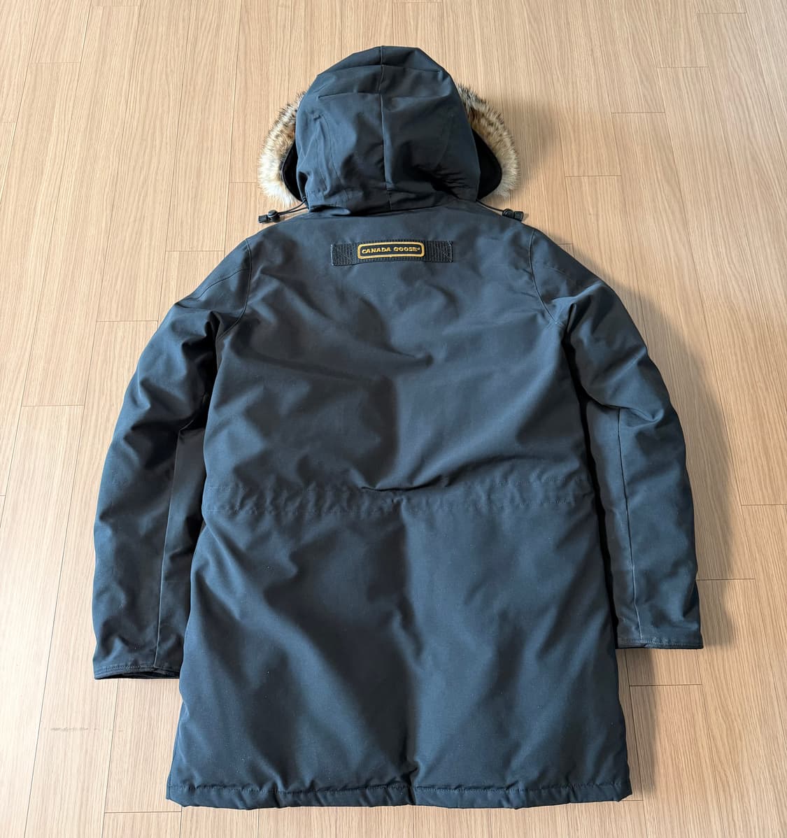 캐나다구스 시타델 블랙 퓨전 M사이즈 판매합니다. 상품이미지3