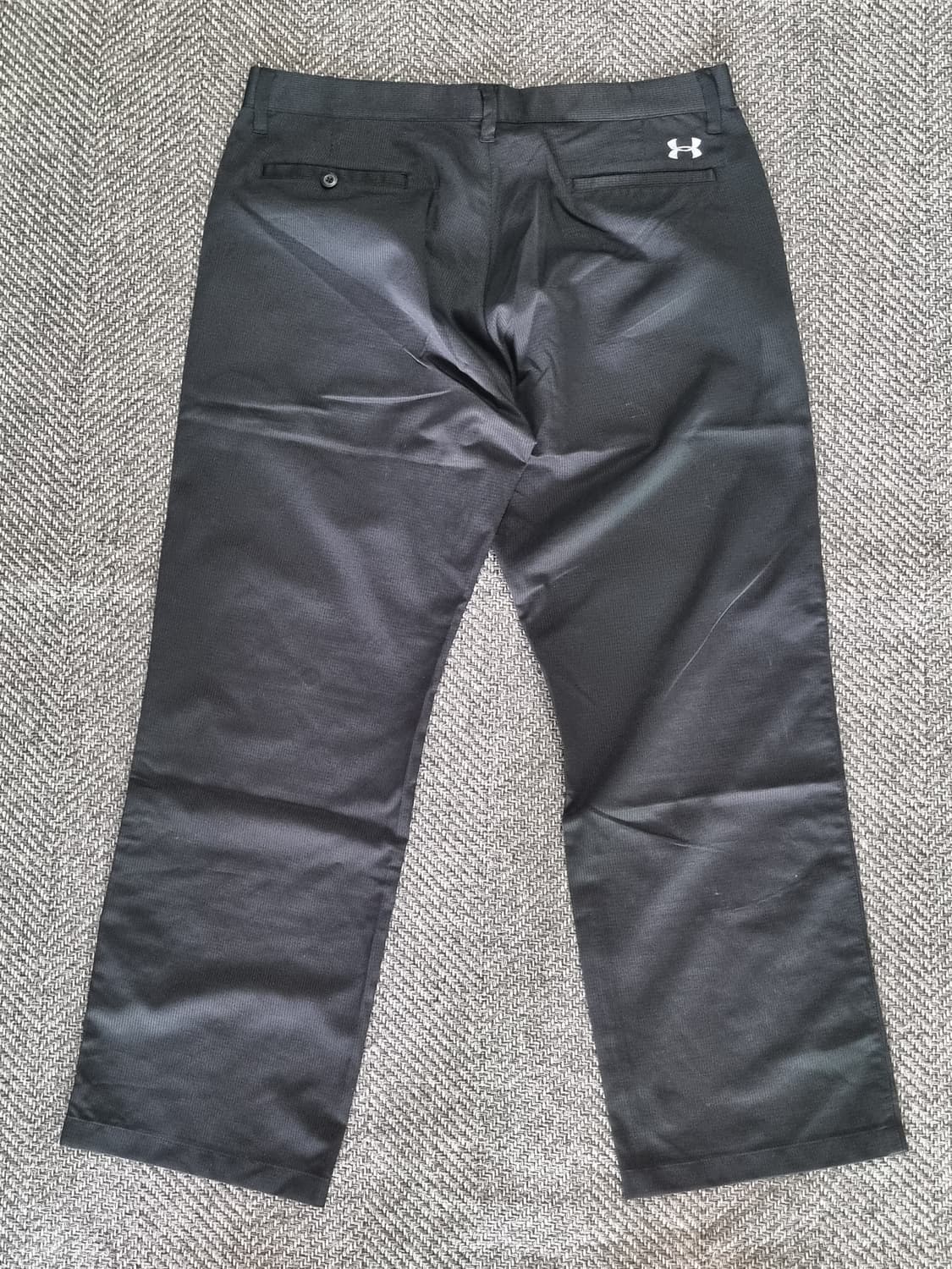 UNDER ARMOUR — 블랙 퍼포먼스 팬츠 상품이미지3