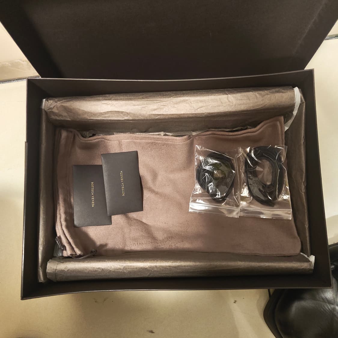 보테가베네타 퀼팅 더비 42.5 상품이미지8