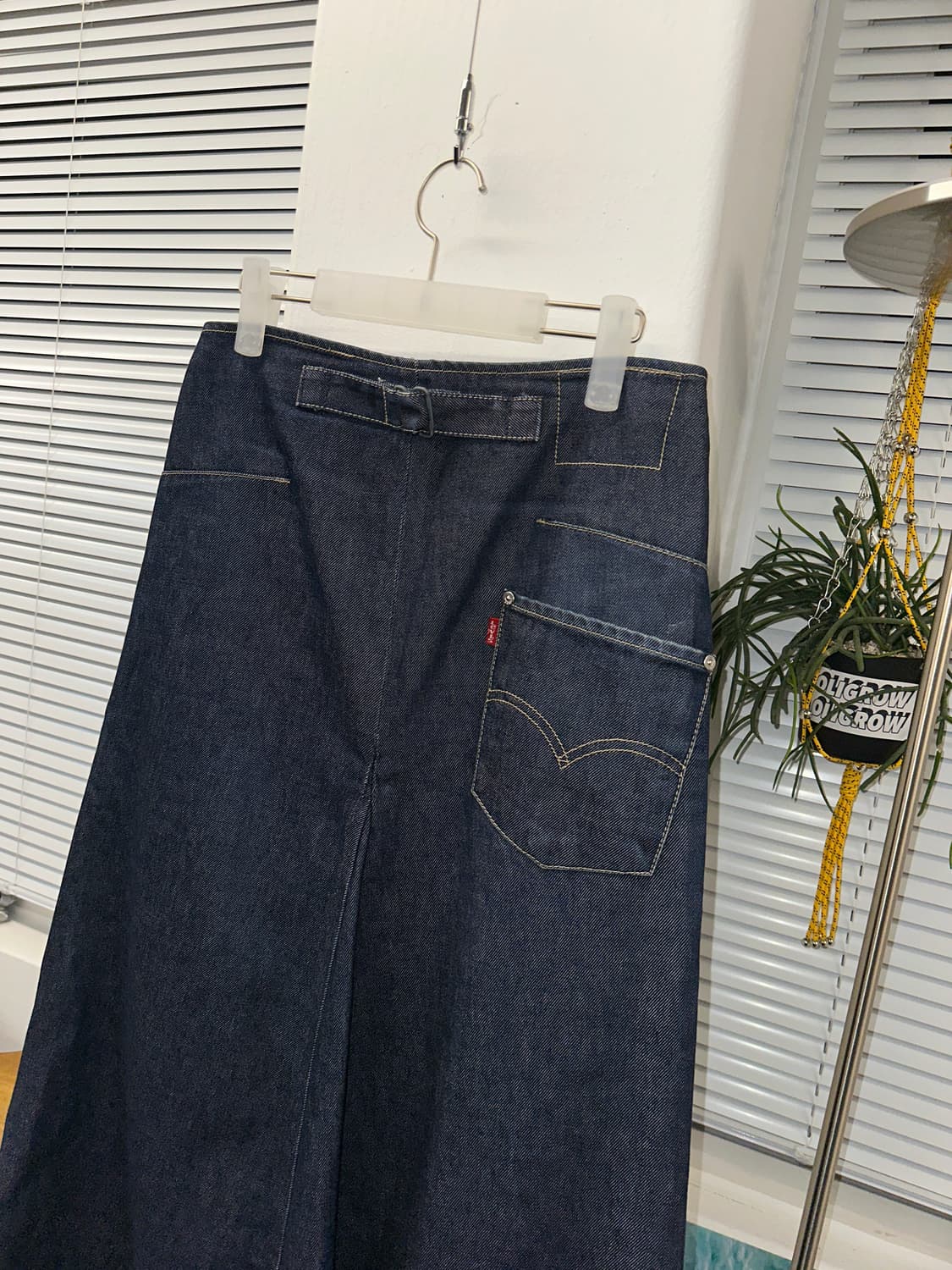 리바이스 엔지니어드 롱 데님 스커트 실측 28 상품이미지1