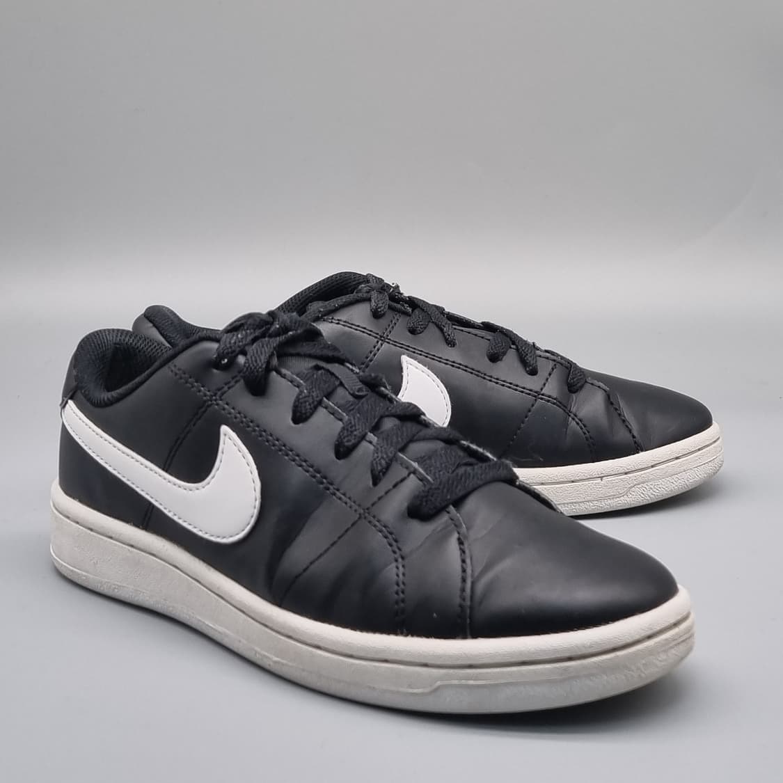 나이키 코트로얄2 스니커즈245 상품이미지1