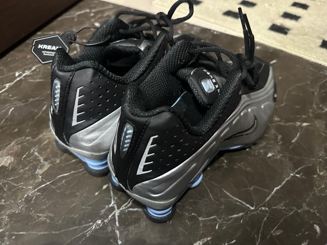 나이키 샥스 상품이미지2