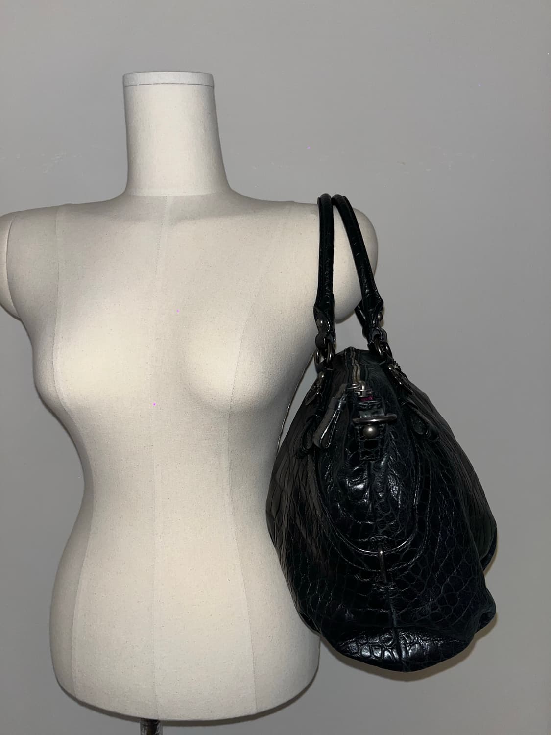 Coach All Black Shoulder Bag 상품이미지7