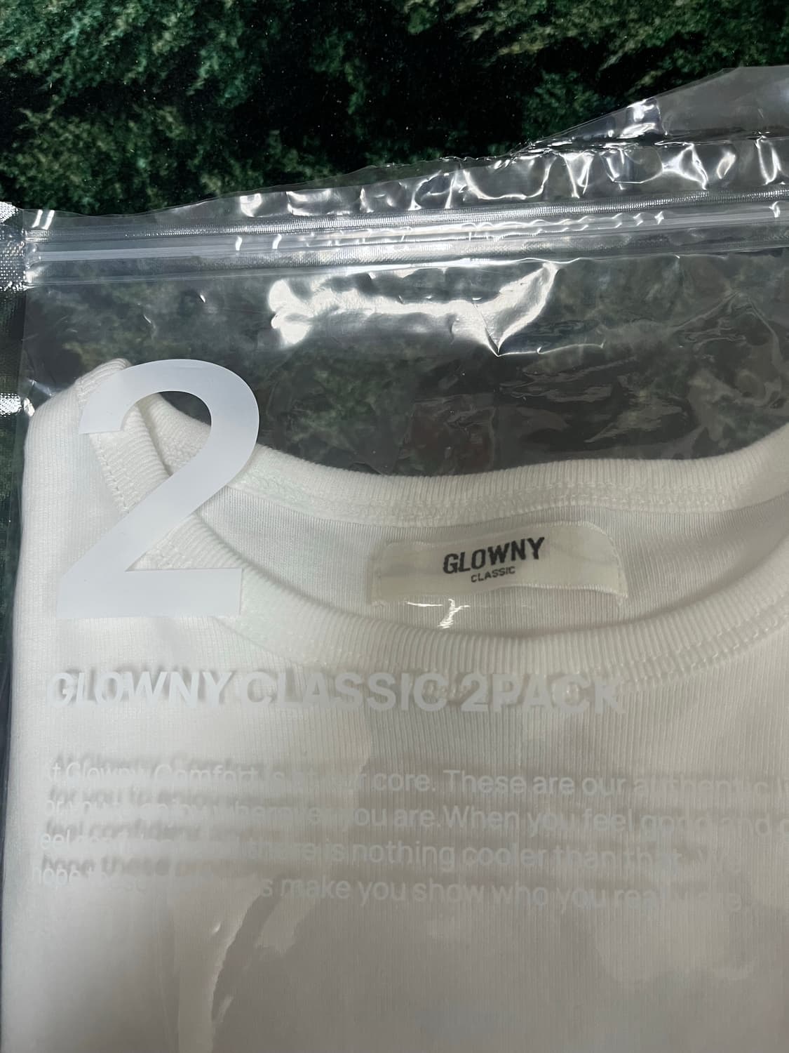 글로니 G BABY TEE 화이트 티셔츠 상품이미지4