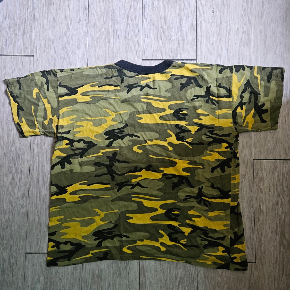 Vintage yellow camo t shirt 상품이미지2