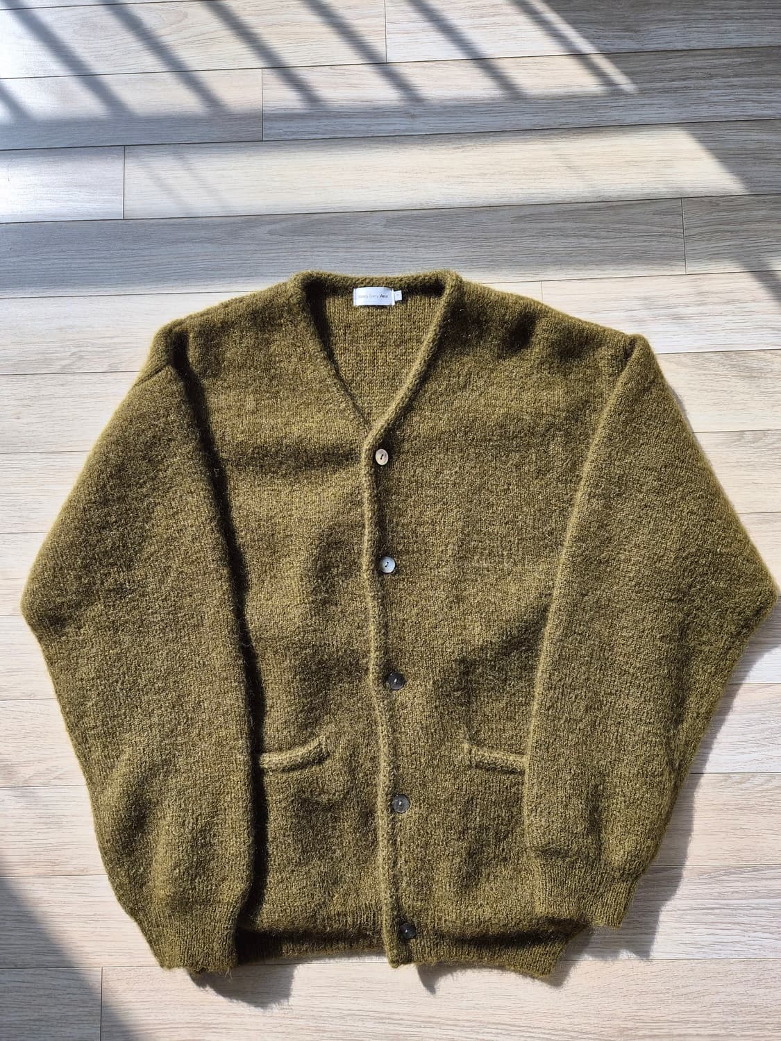 스테디에브리웨어 SEW 모헤어 가디건 올리브 3 상품이미지1