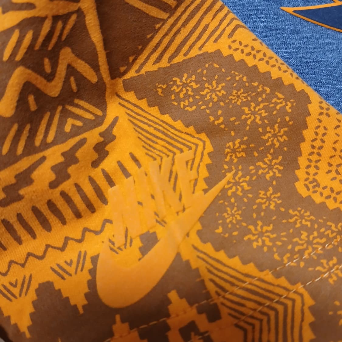 택붙은 미사용 nike 나이키 코트디부아르 반팔티 상품이미지2