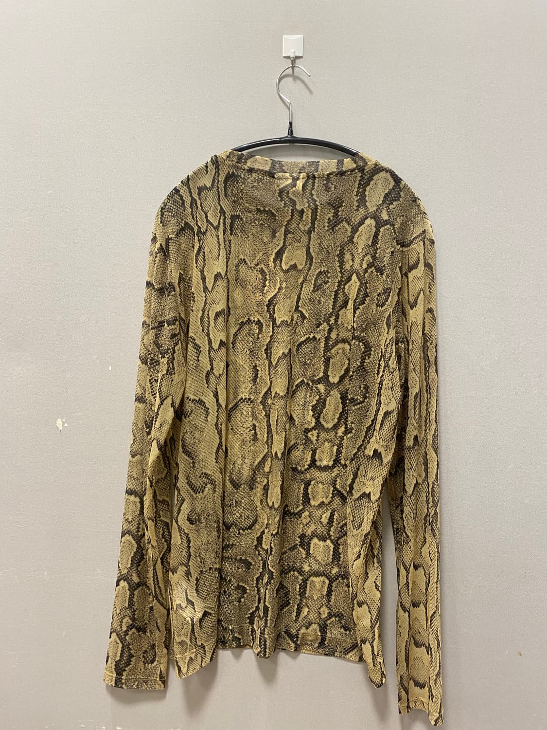 드리스반노튼 롱슬리브 m사이즈 새상품 상품이미지2