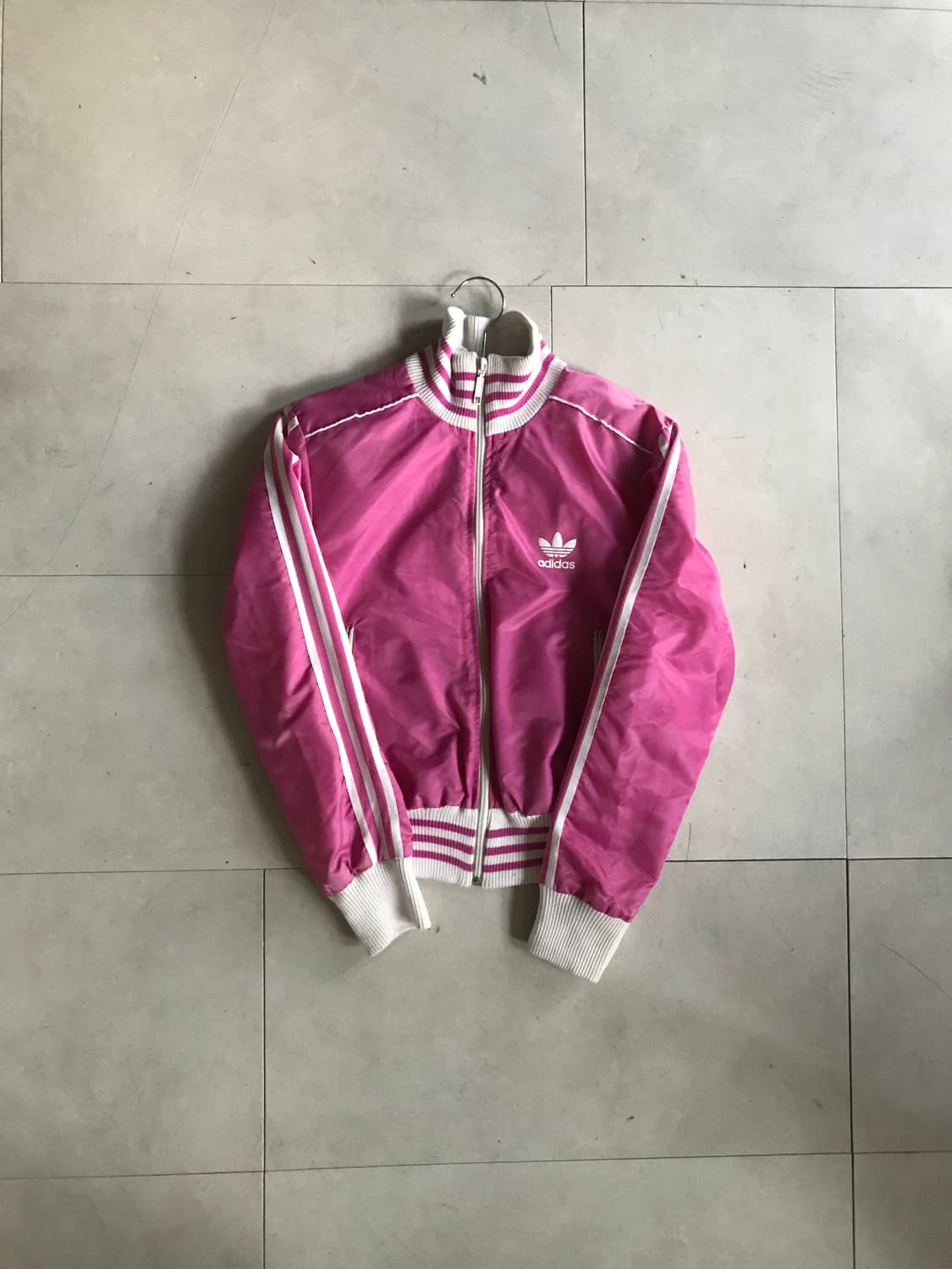 아디다스 핑크 화이트 자켓 상품이미지6