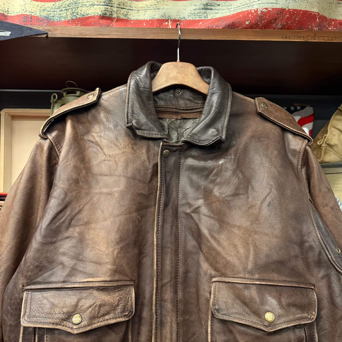 80~90s 레드스킨스 홀스하이드 B32 플라이트 봄버자켓 N858   상품이미지3