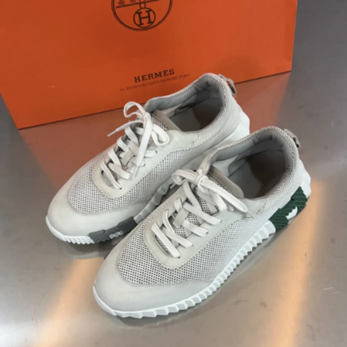 정품]에르메스 바운싱 그린 메쉬 스웨이드 스니커즈 43 (275) 상품이미지1