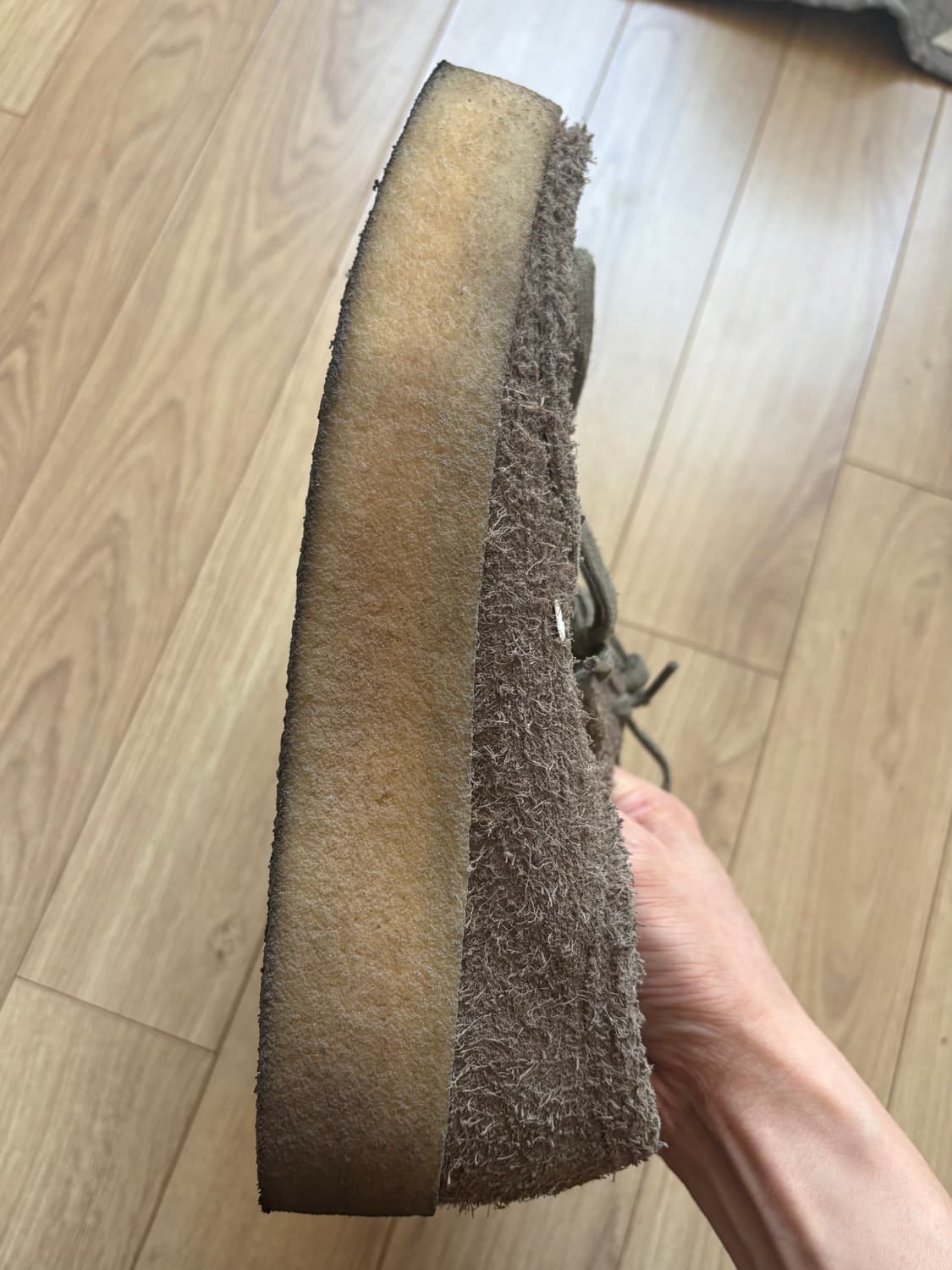 클락스 왈라비 컵 페일 카키 260 상품이미지3