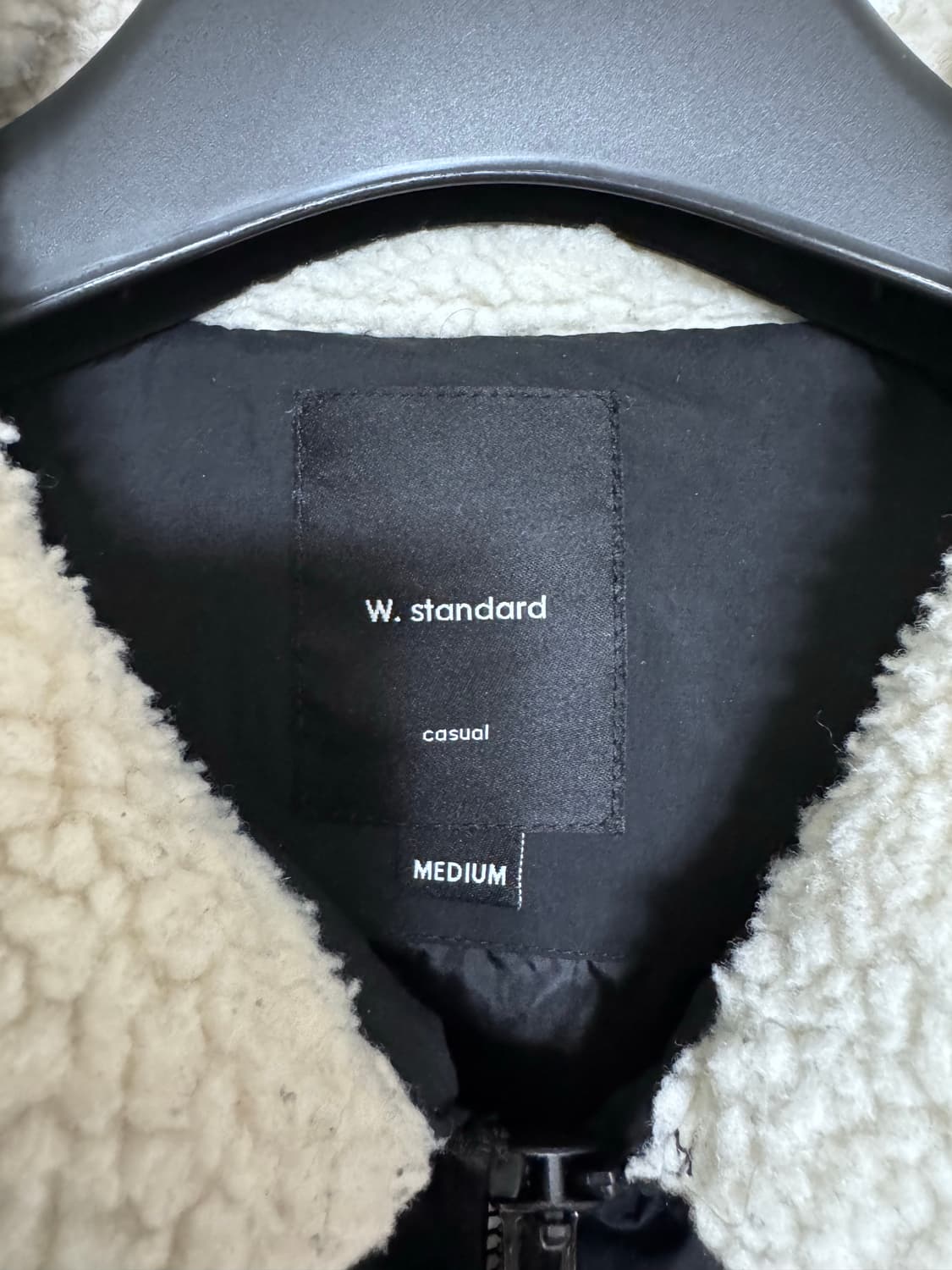 무신사 무텐다드 검정 패딩 판매 상품이미지3