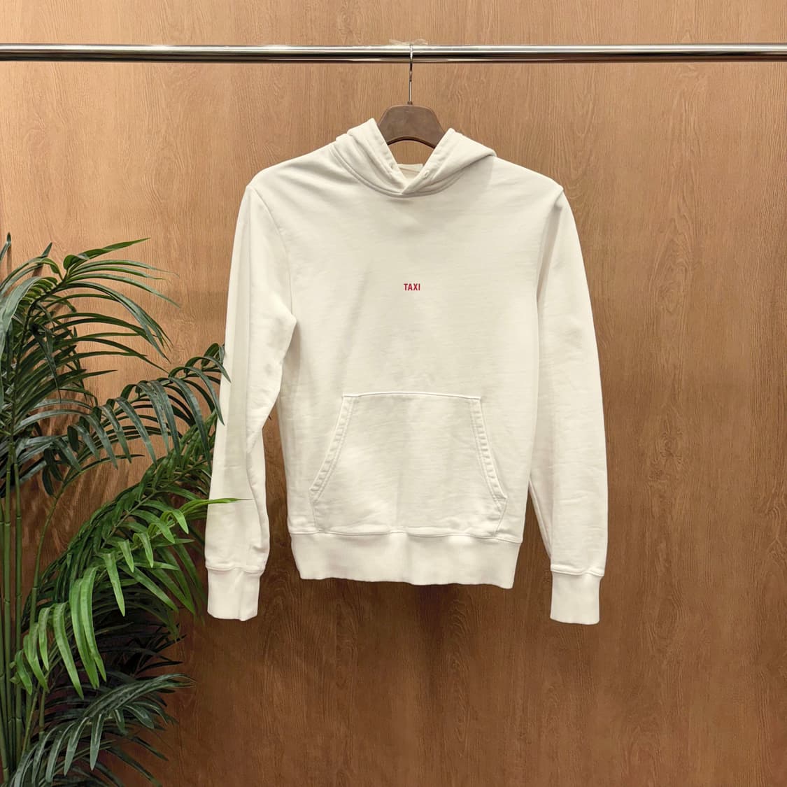 헬무트랭 후드 티셔츠 미니멀 레드 프린트 후면 빅 로고 디테일 화이트 상품이미지1