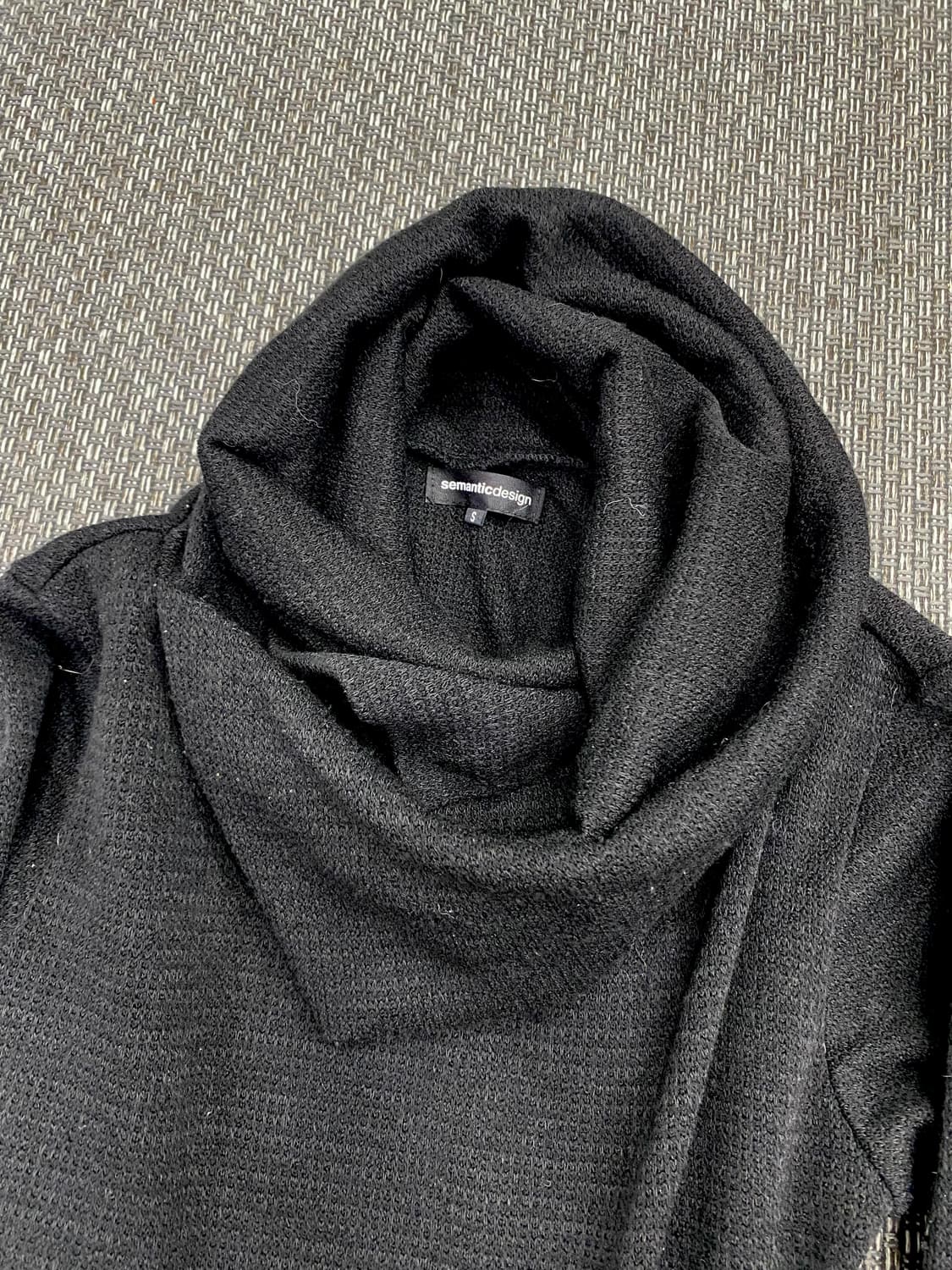 [Semantic Design] Draped Black Sleeve 상품이미지3