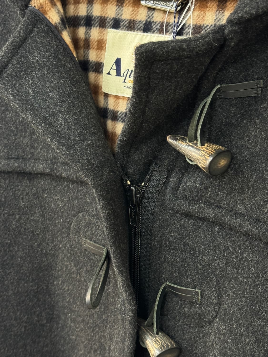 아쿠아스큐텀 더플코트 상품이미지3