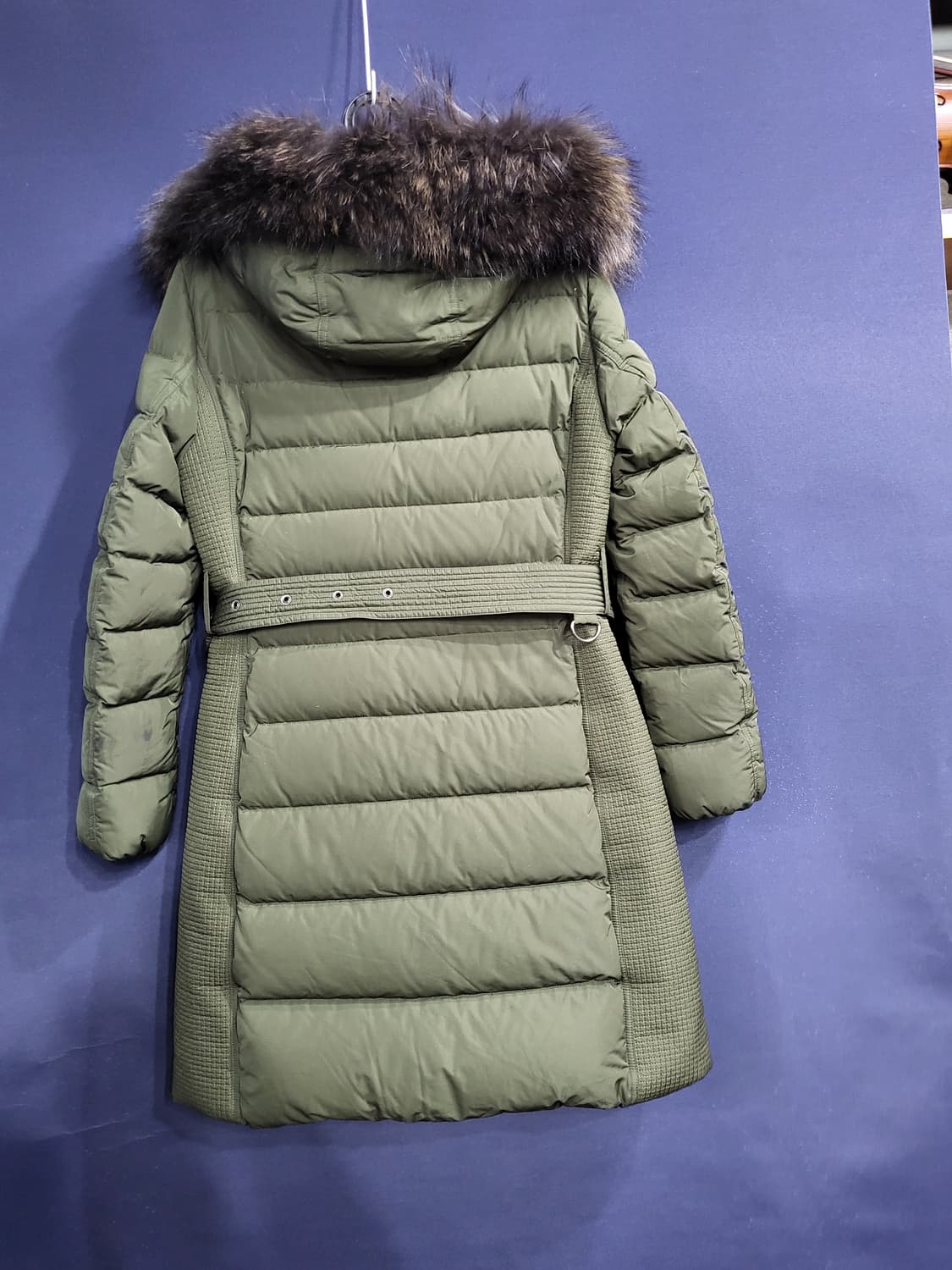 베네통 너구리 덕다운 벨티드패딩 상품이미지8