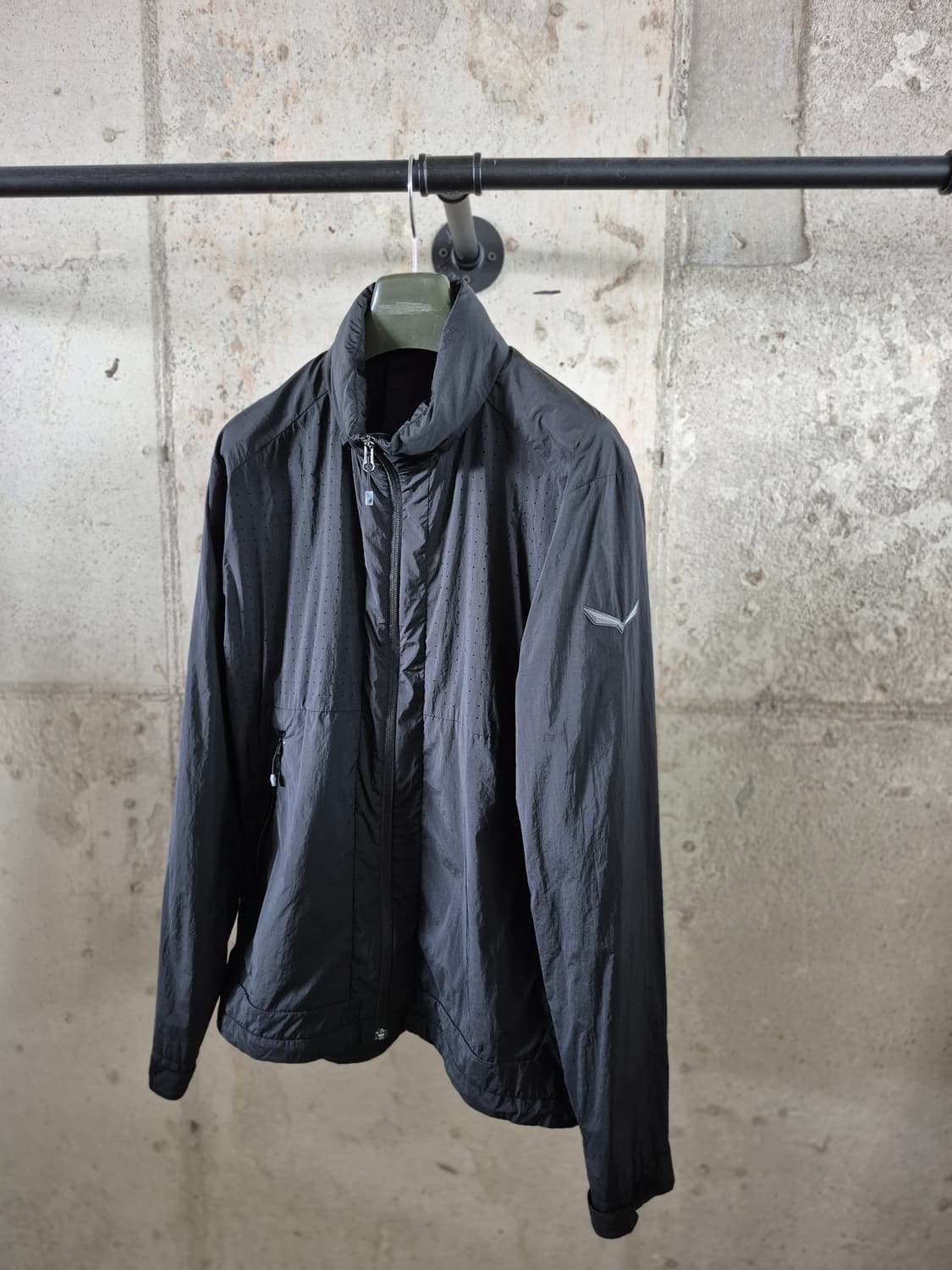 남자 살레와 바람막이 상품이미지1