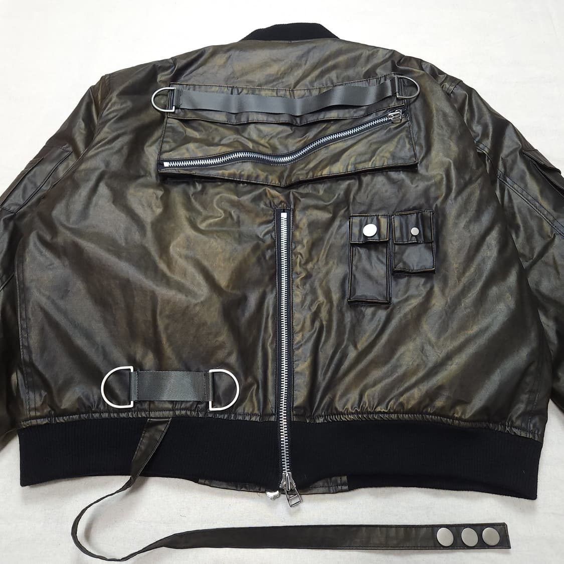 [OS] Dust Blow 멀티 포켓 봄버 자켓 (100~105) 상품이미지4