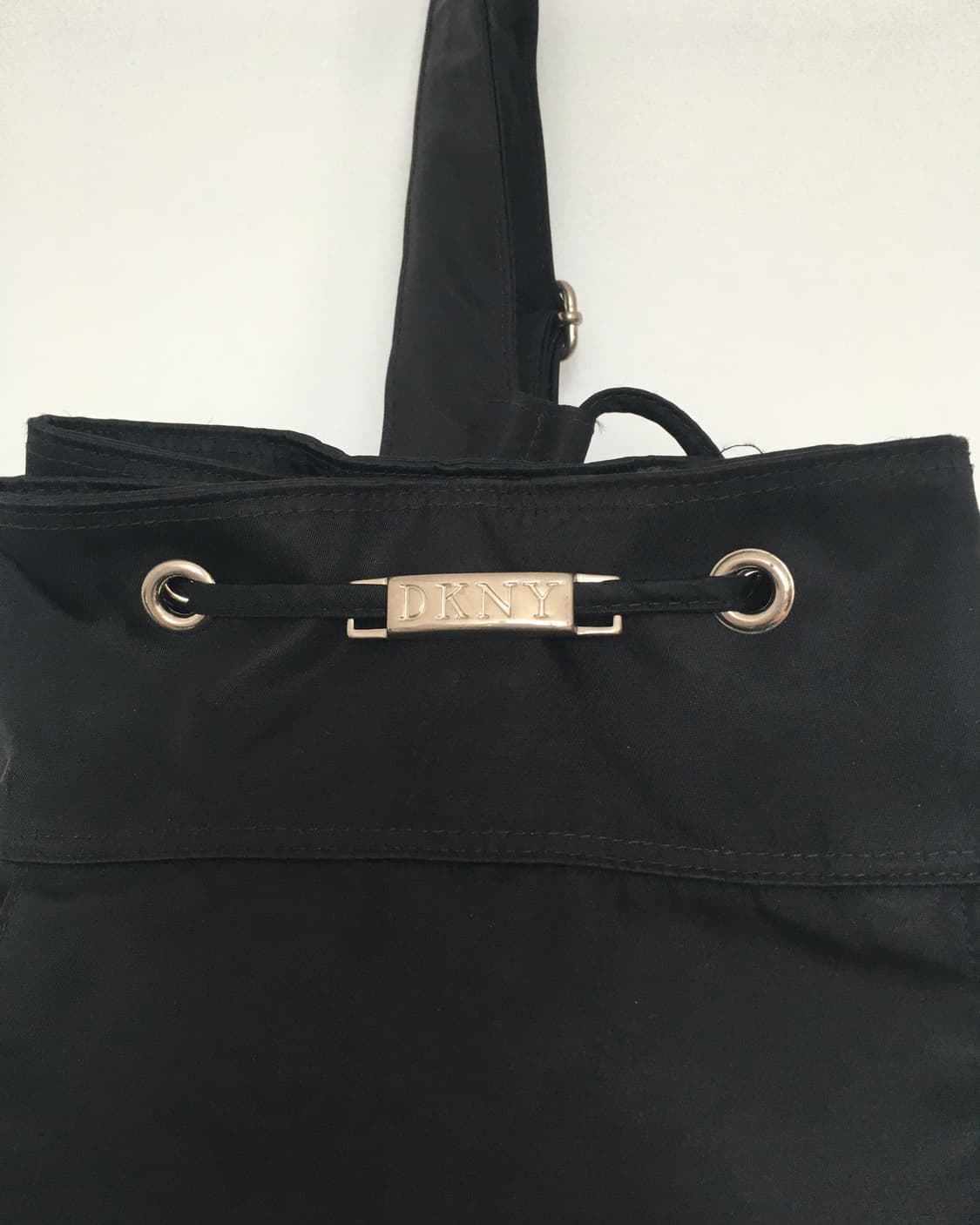 DKNY Sling Bag 상품이미지2