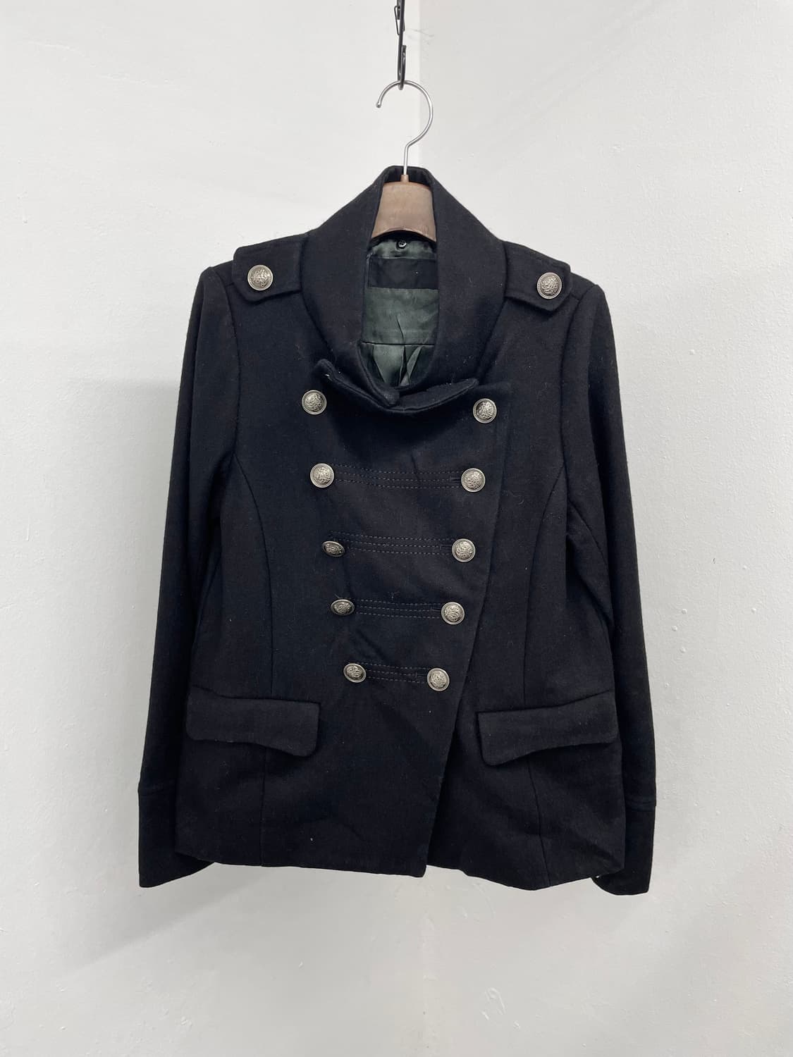 락시크 나폴레옹 블랙 버튼 하프 코트 상품이미지1