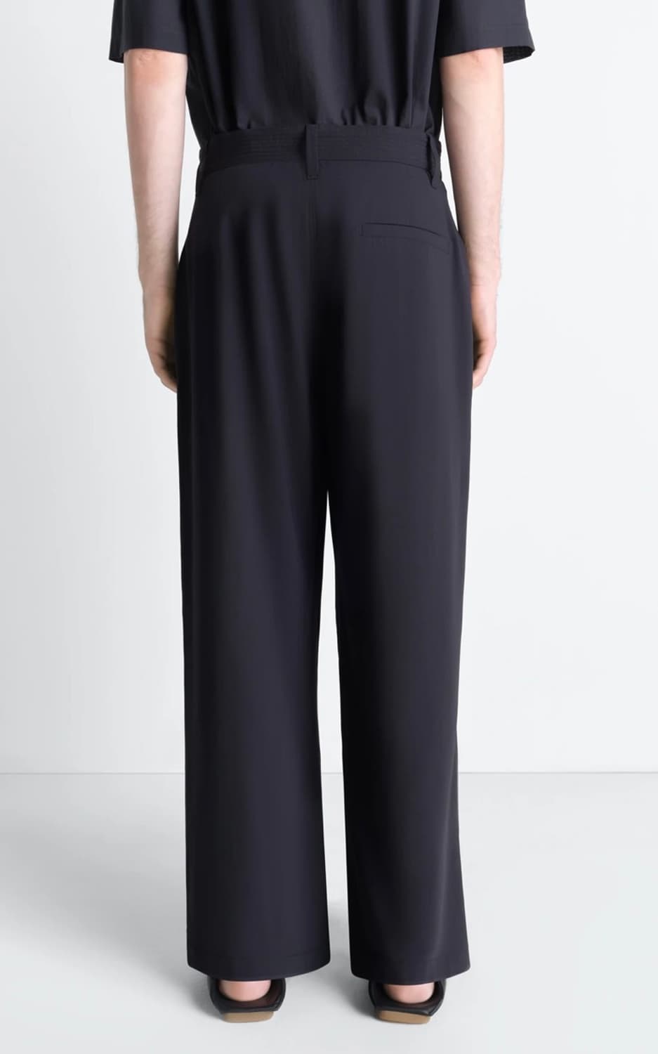 [새상품] 26SS 싱글 플리츠 팬츠 48 상품이미지3