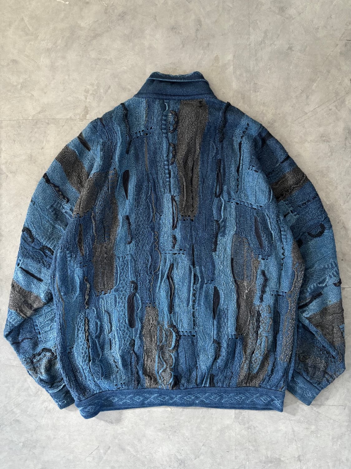 Coogi 쿠지 블루 3D 케이블 니트  상품이미지9