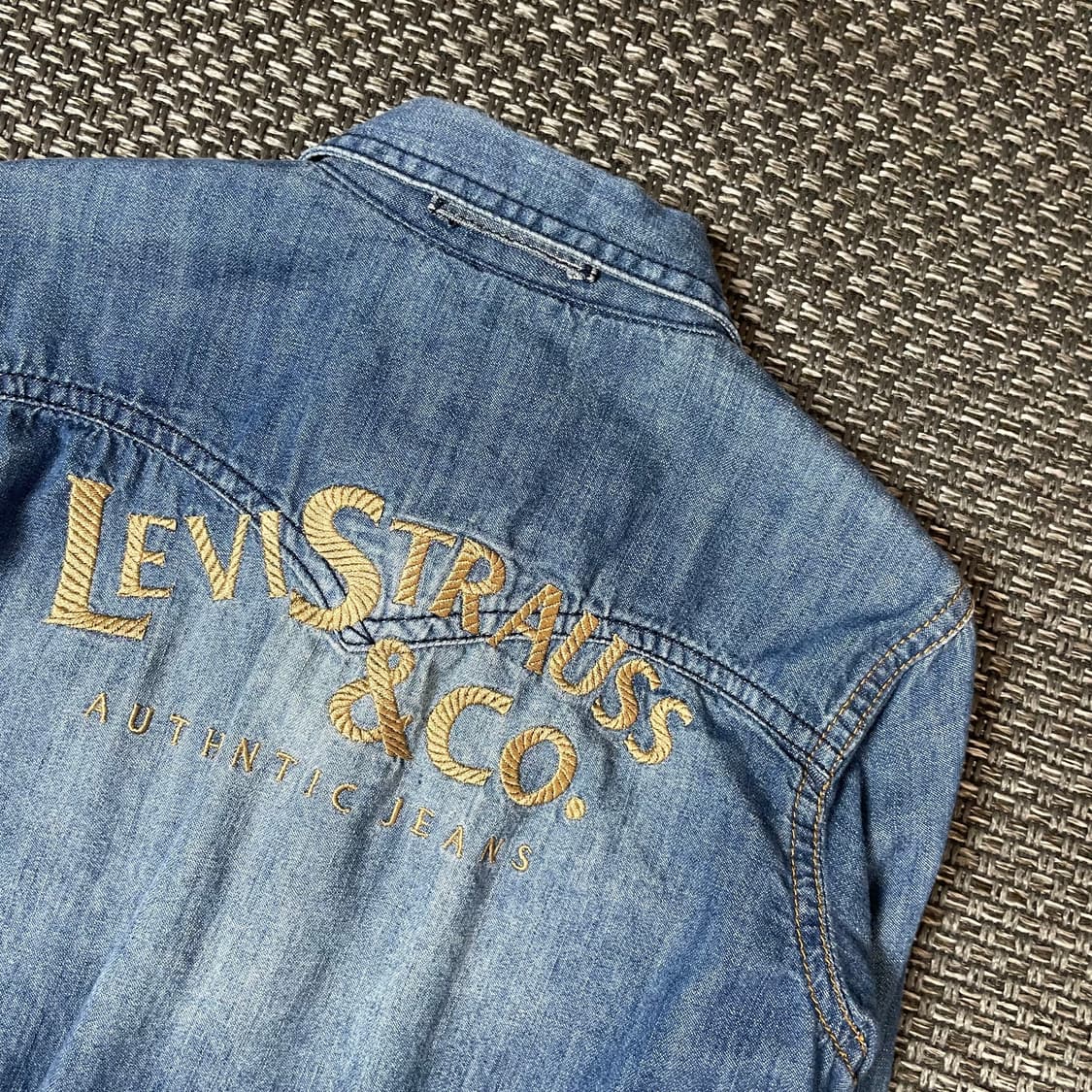 리바이스 키즈 중청 레드탭 투포켓 데님 긴팔 셔츠 110 상품이미지4