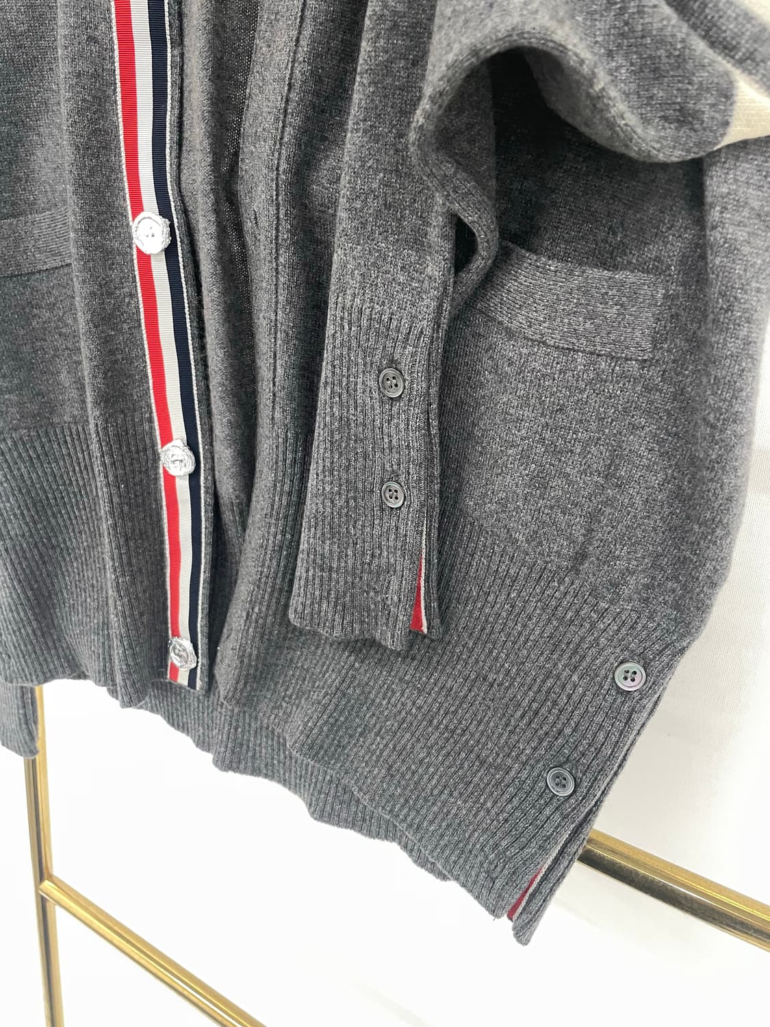 톰브라운 가디건 상품이미지4