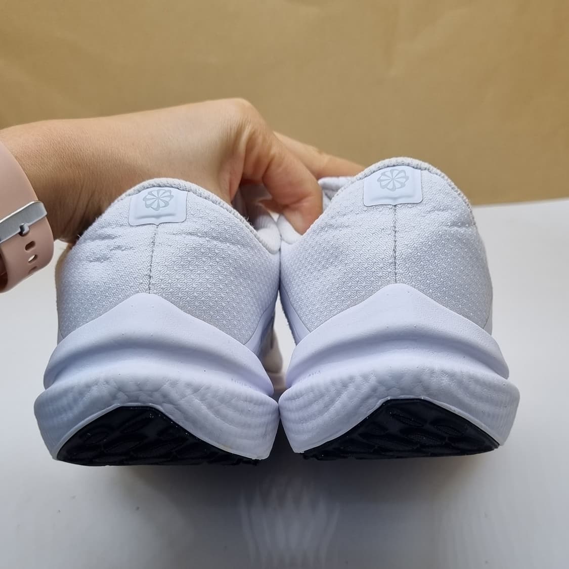 나이키 윈플로10 남성운동화265. 상품이미지4