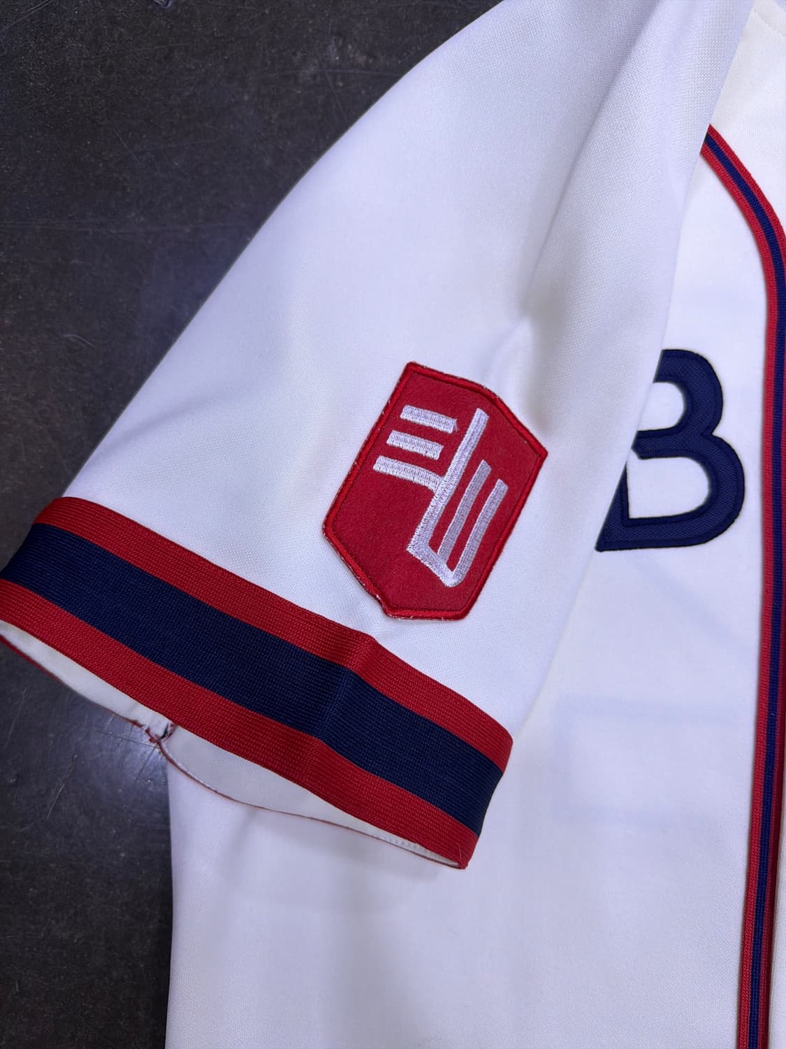 OB베어스 KBO 올드 유니폼 져지 22번 홍성흔 S 상품이미지4