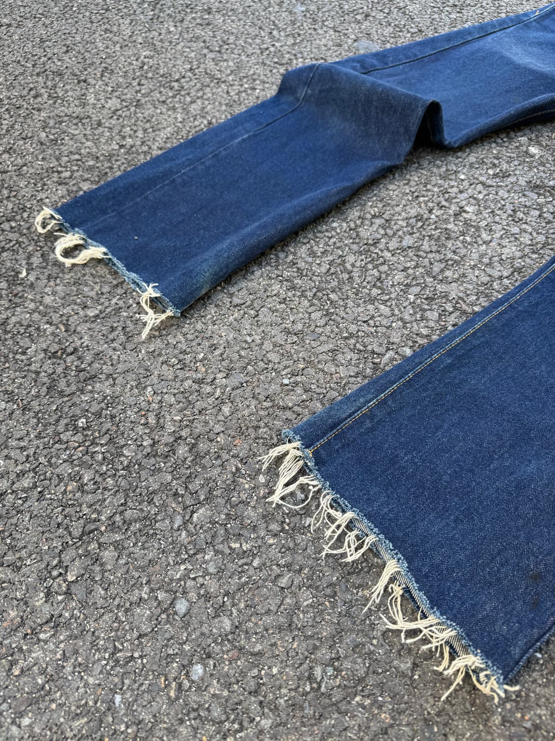 90‘s Levi’s 빈티지 501 인디고 컬러 컷팅 데님팬츠 상품이미지3