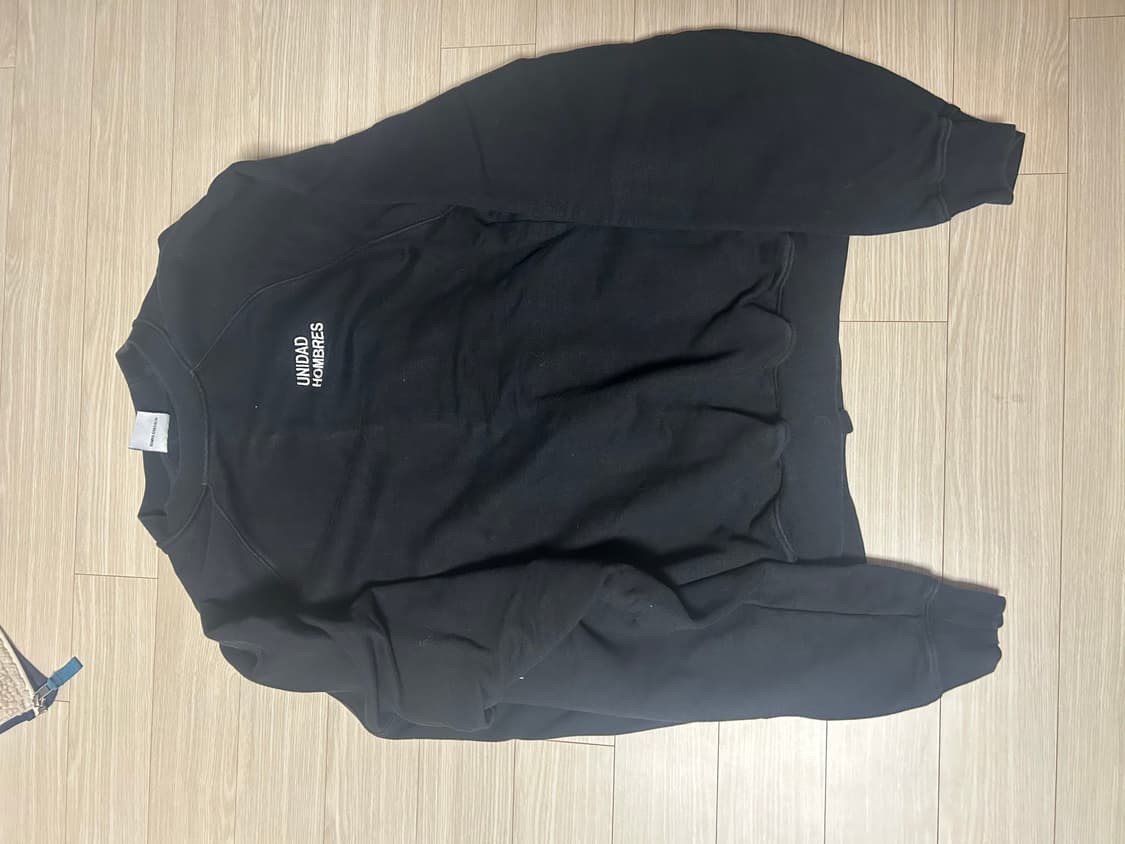 베트멍 엄브로 맨투맨 M사이즈 팝니다. 상품이미지1