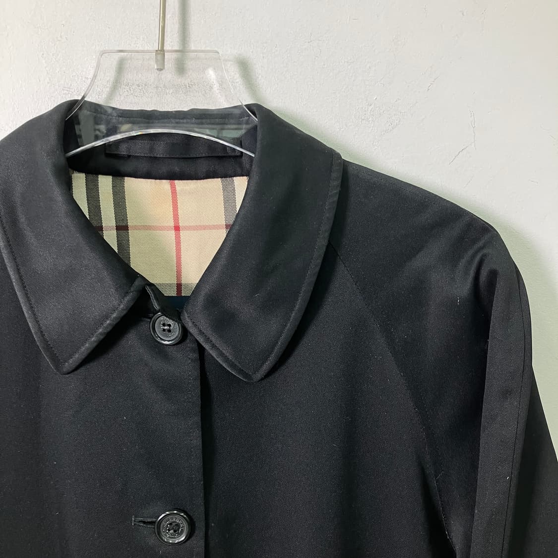 버버리 런던 블랙 캠든 헤리티지 카코트 상품이미지4