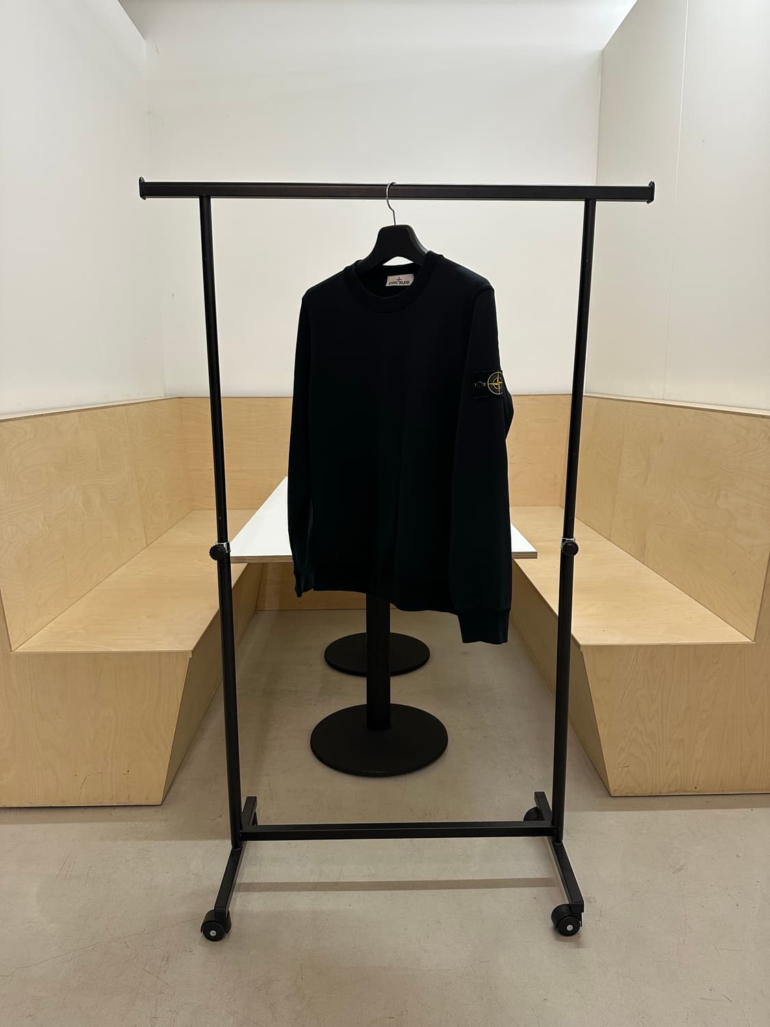 [L]스톤아일랜드(STONE ISLAND) 와펜 패치 롱슬리브(맨투맨) 상품이미지1