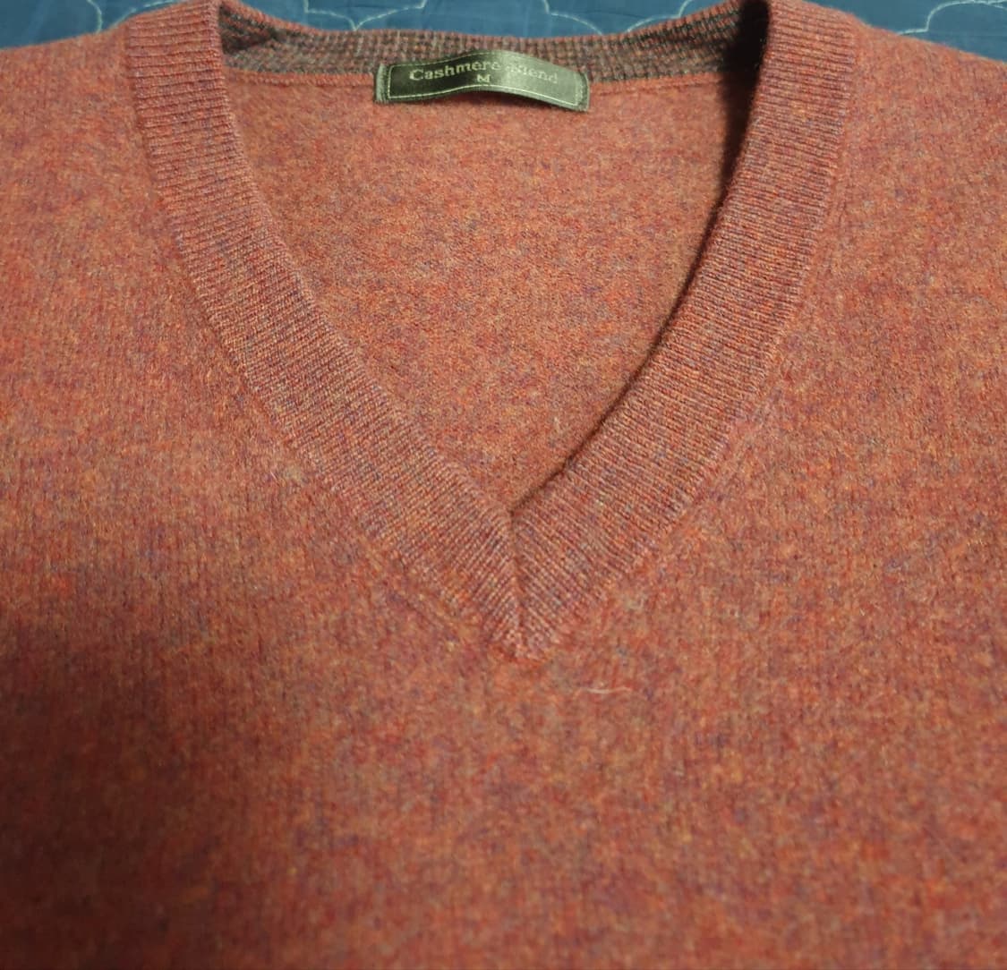 (일본제품) 캐시미어 블렌드 브이넥 양모 니트 스웨터 (M) 상품이미지2