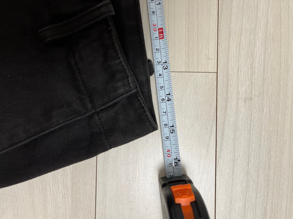 (28) 이지갭 발렌시아가 사틴 카고 팬츠 블랙 상품이미지3