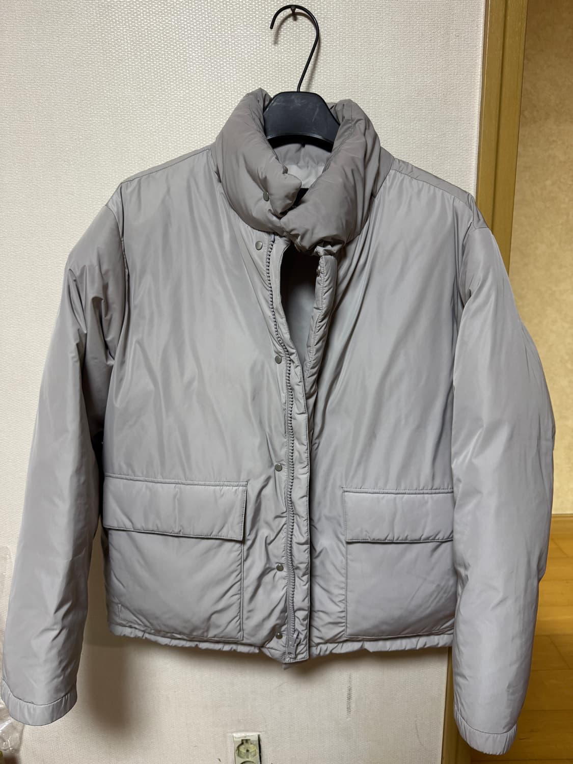 더니트컴퍼니 미니멀 숏 구스다운 웜그레이 S 상품이미지6