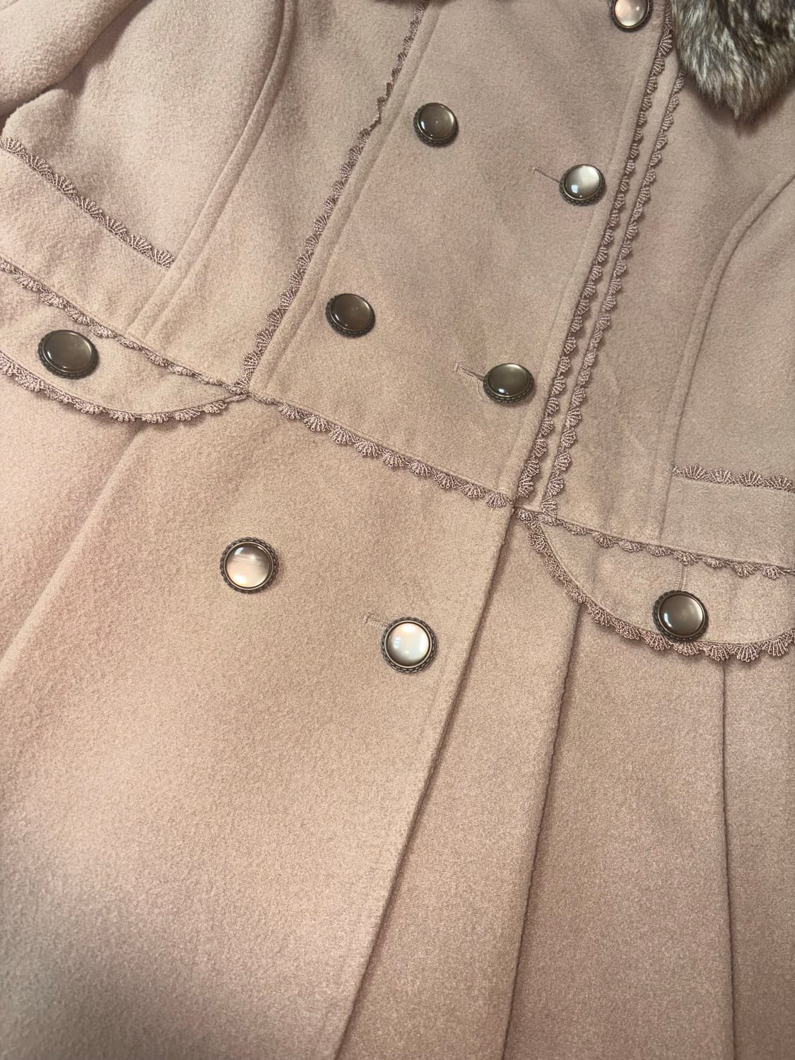 엑시즈팜 모카무스 로맨틱 플레어 원피스 코트 상품이미지4